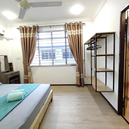 Tar1 @ One Homestay, 4 Bedroom Sibu Exterior photo