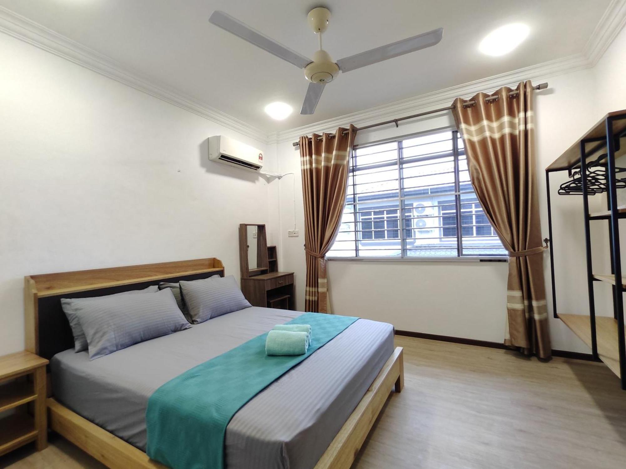 Tar1 @ One Homestay, 4 Bedroom Holiday home Sibu